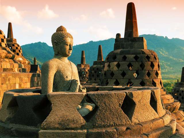 Borobudur Half Day Tour 1