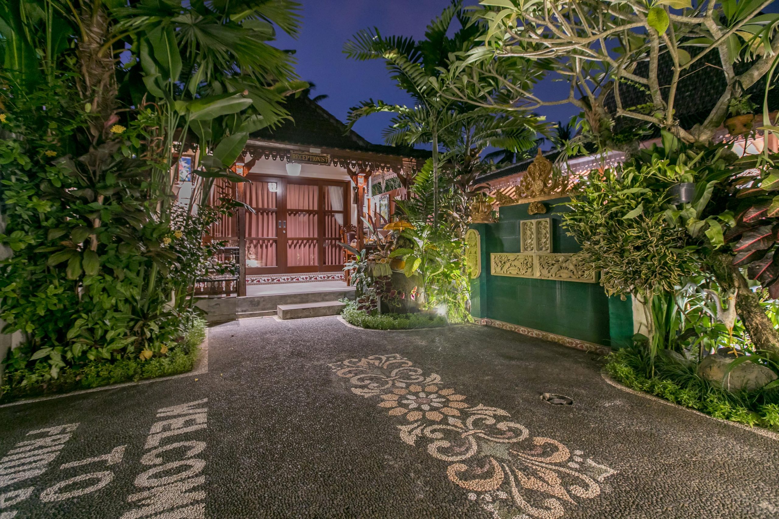 Frida Bali Villa Entrance-4097Medium Res 3000px_